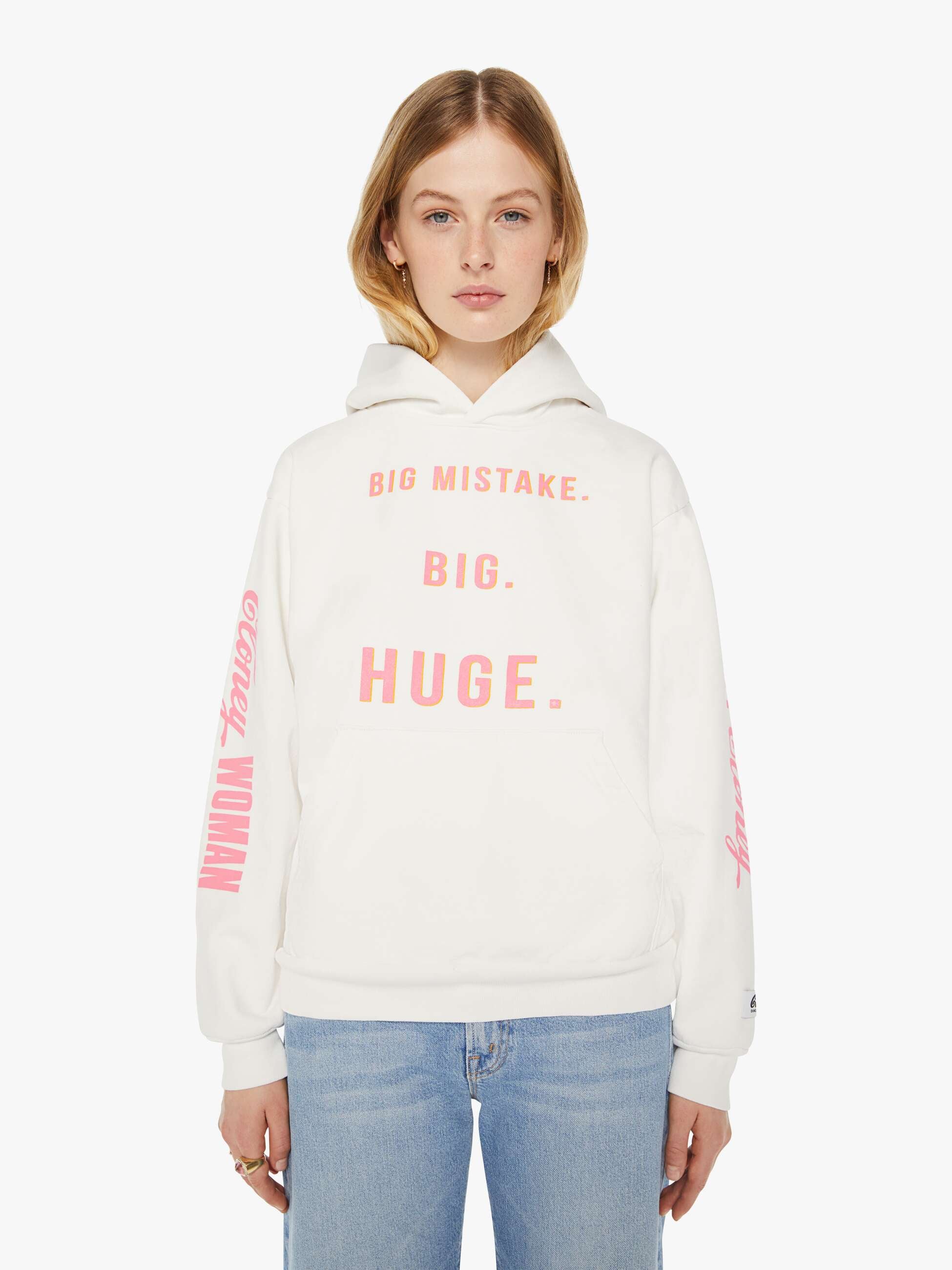 Cloney Pretty Pullover Hoodie - White